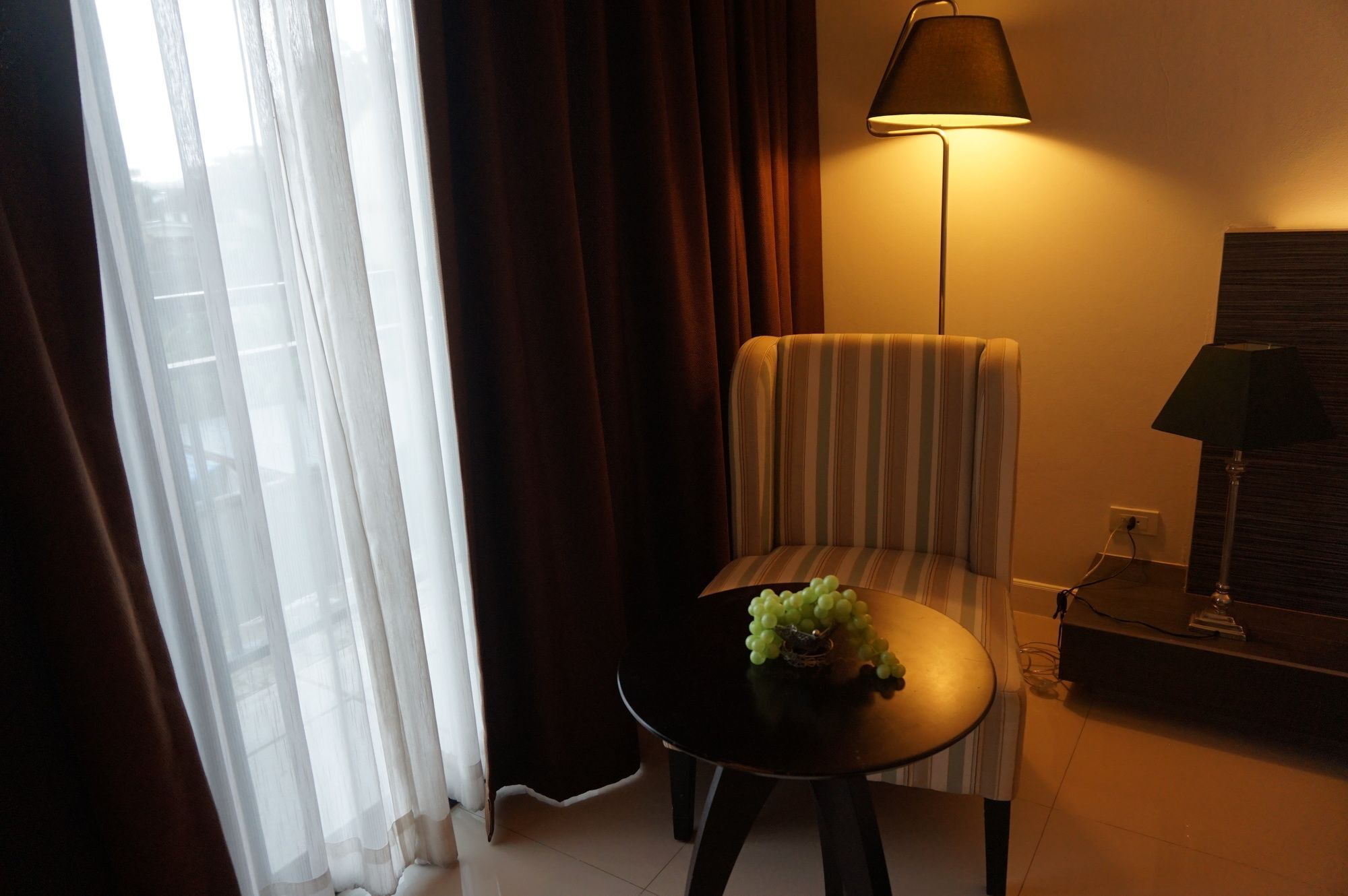 Fortune D Hotel Пхитсанулок Экстерьер фото