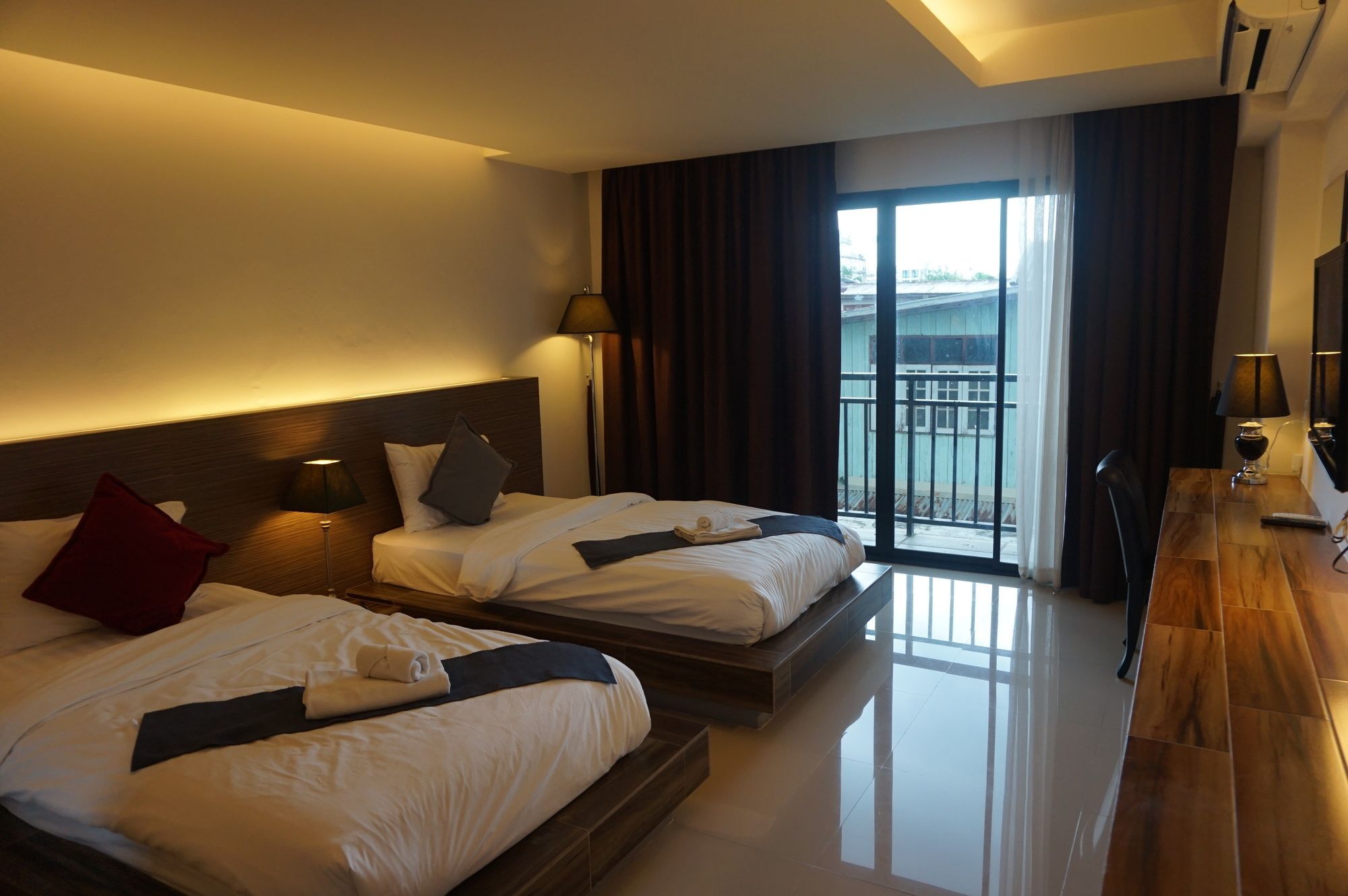 Fortune D Hotel Пхитсанулок Экстерьер фото