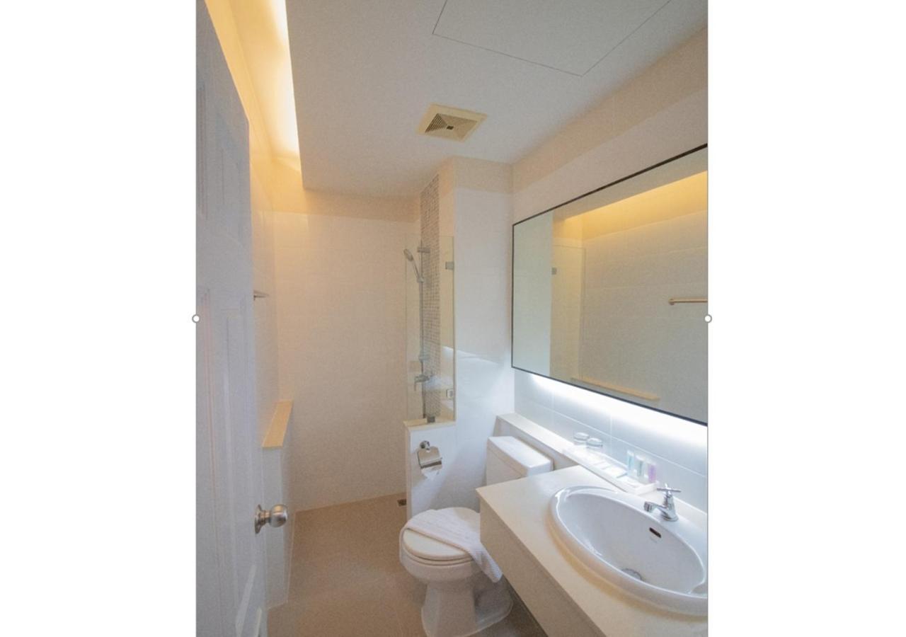 Fortune D Hotel Пхитсанулок Экстерьер фото