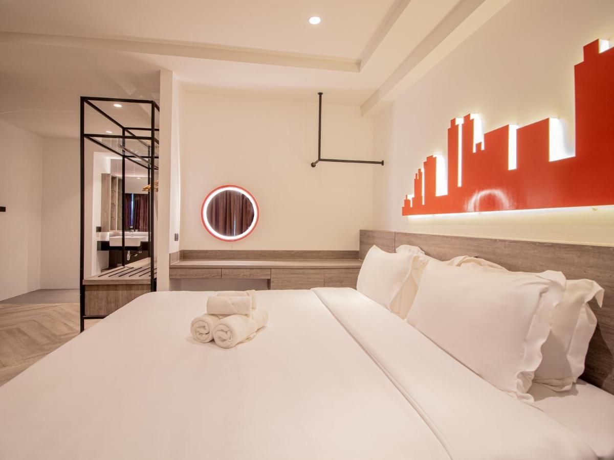 Fortune D Hotel Пхитсанулок Экстерьер фото