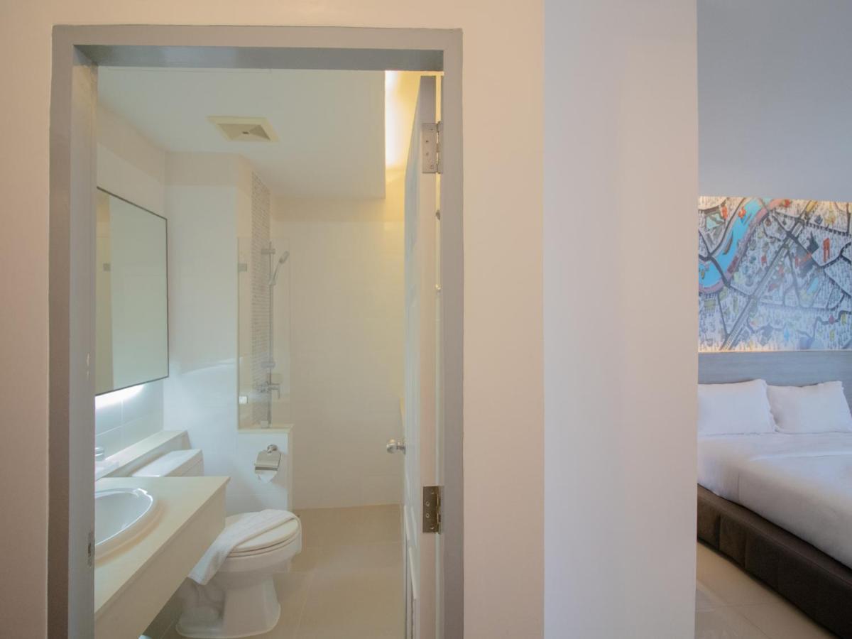 Fortune D Hotel Пхитсанулок Экстерьер фото